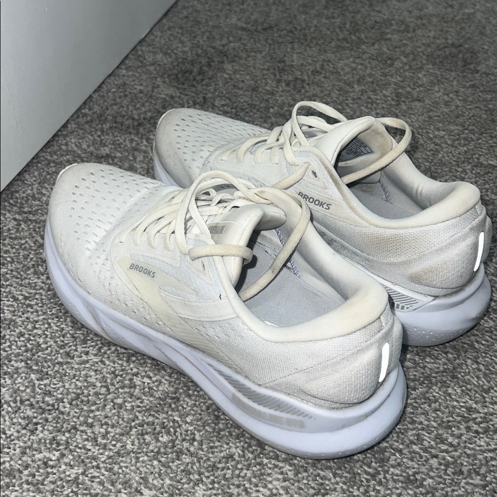 Brooks Women's White Running Shoes
